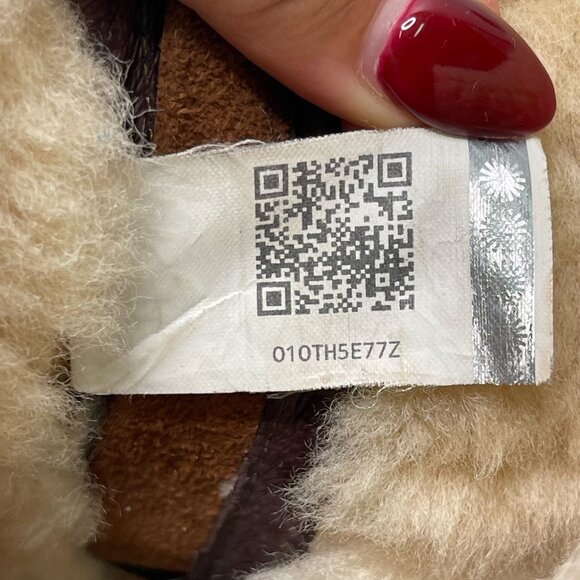 UGG #1008580 Women's Brown Classic Mini Double Zip Leather Boot Shoes Size 9 US - Picture 5 of 15